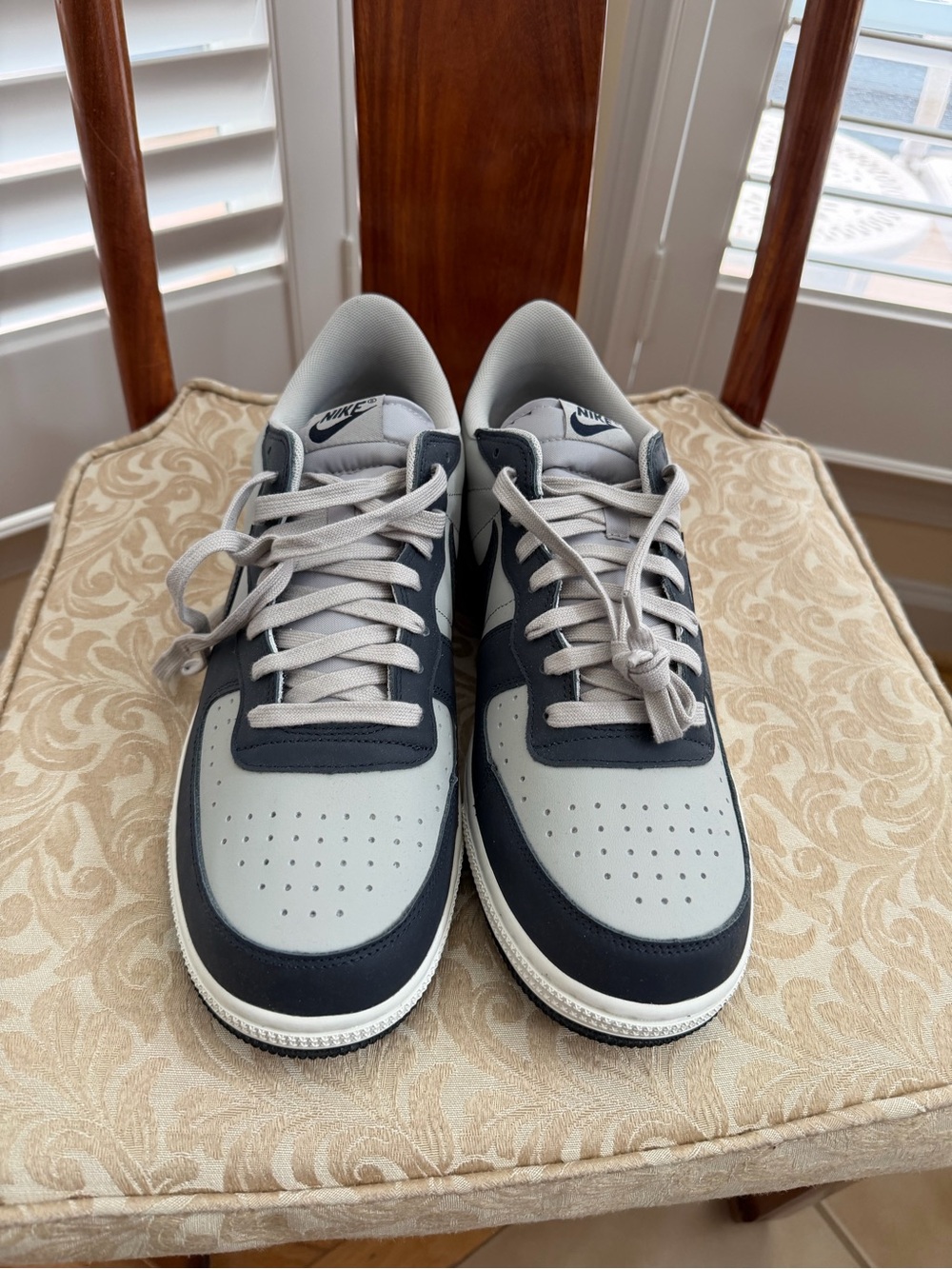 Nike Terminator Low Georgetown Size 13 - Picture 6 of 6